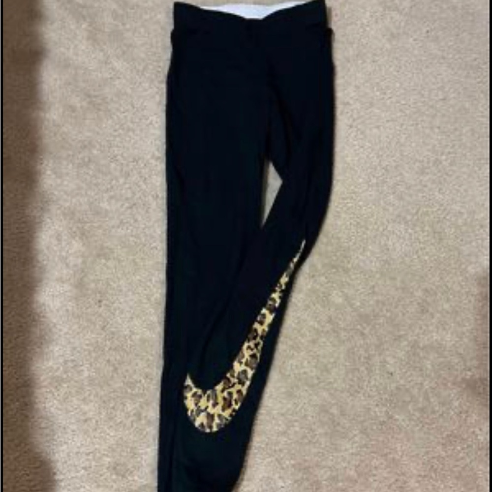 Nike Leopard Leggings